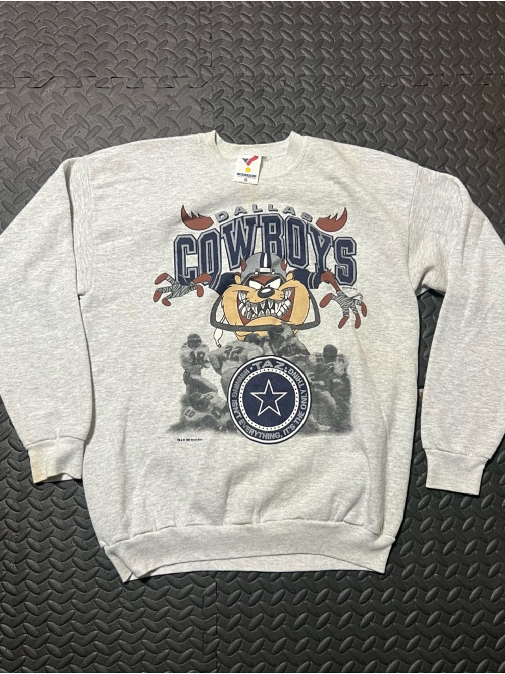 Vintage-Style Gray Dallas Cowboys Crewneck Sweatshirt